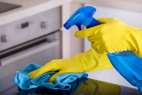 Oven cleaning pricing explained for an Edgware kitchen